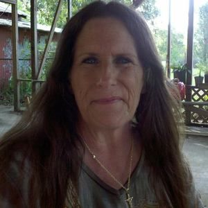 Meet your Posher, Debbie